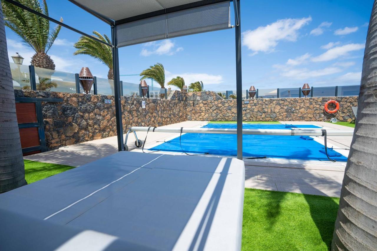 Sea Breeze Villas Lapa And Claca Playa Blanca  Ngoại thất bức ảnh