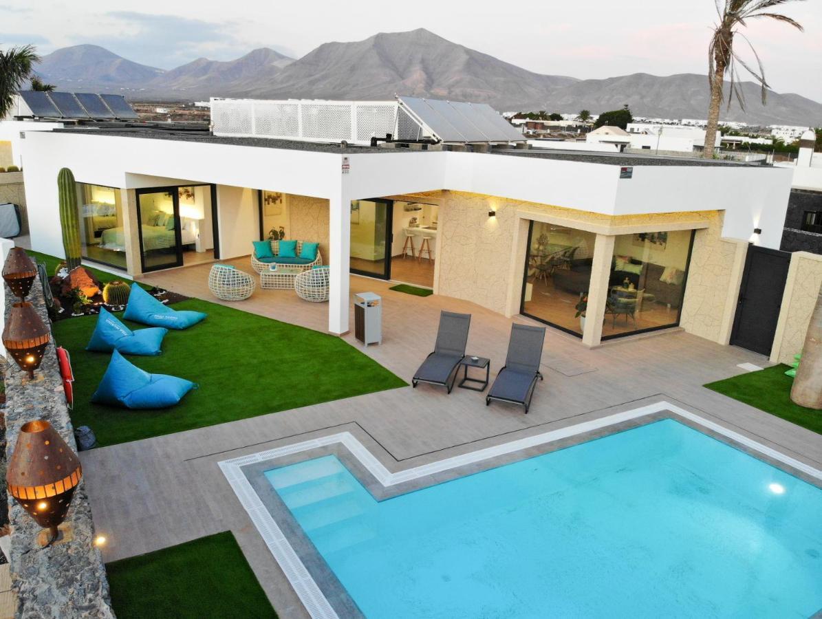 Sea Breeze Villas Lapa And Claca Playa Blanca  Ngoại thất bức ảnh