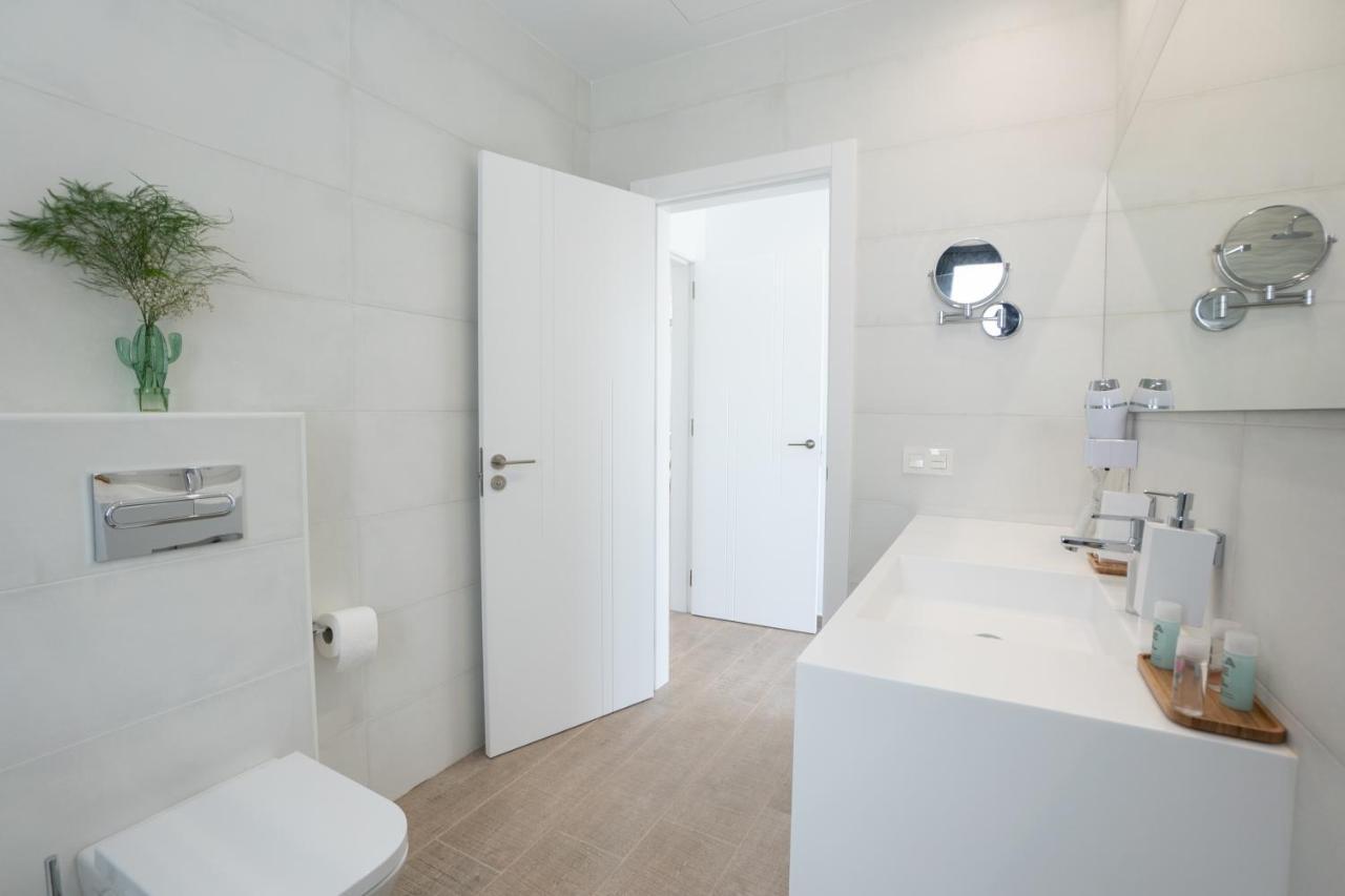 Sea Breeze Villas Lapa And Claca Playa Blanca  Ngoại thất bức ảnh